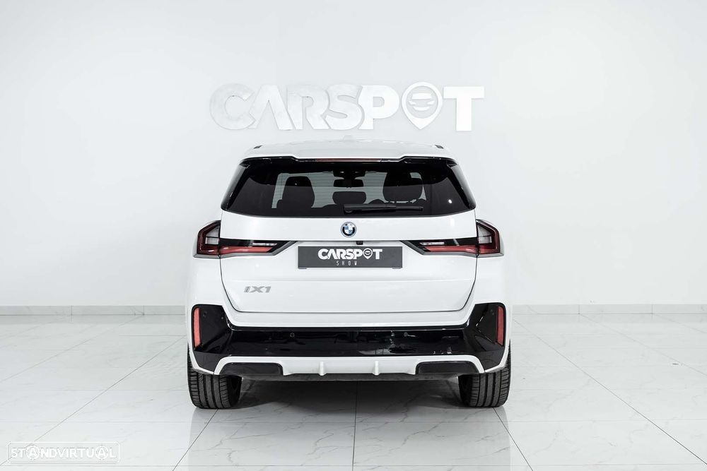 BMW iX1 xDrive30 Pack Desportivo M - 5
