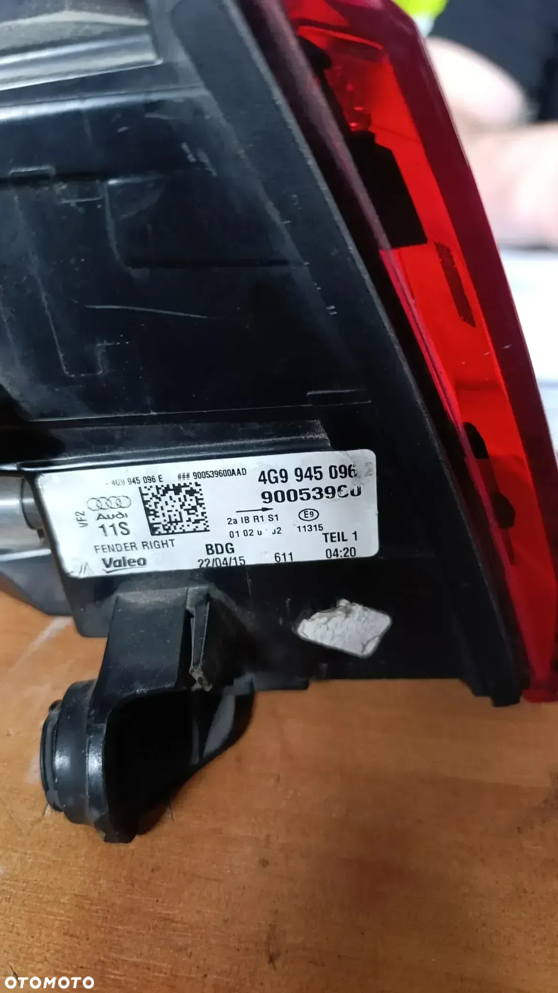 LAMPA LEWY TYŁ W BŁOTNIK AUDI A6 C7 LIFT 4G9945095F MATRIX - 3