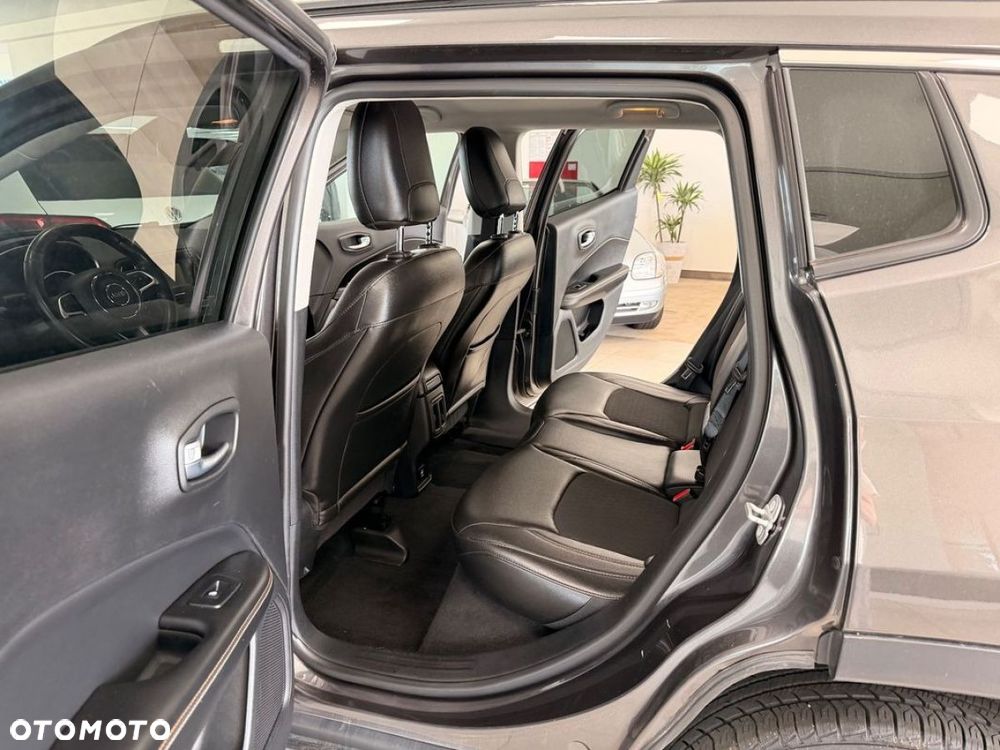 Jeep Compass 2.4I 4x4 Automatik Limited - 26