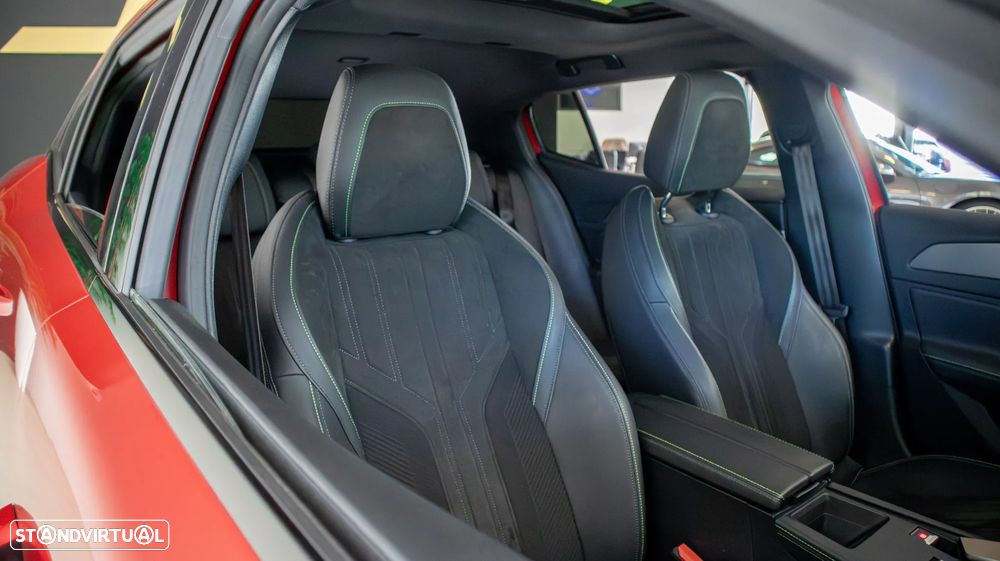 Peugeot 408 Plug-In Hybrid 180 e-EAT8 GT - 7