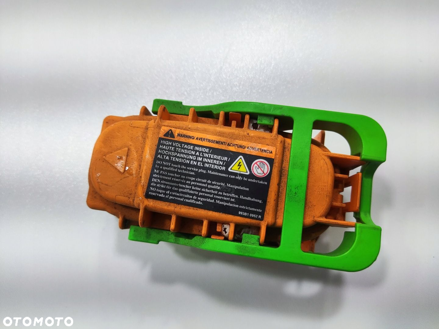 BEZPIECZNIK BATERII TRAKCYJNEJ RENAULT ZOE I 993B10952R 297C13111R 2013-19 - 2