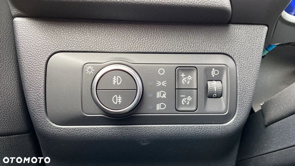 Ford Kuga - 21