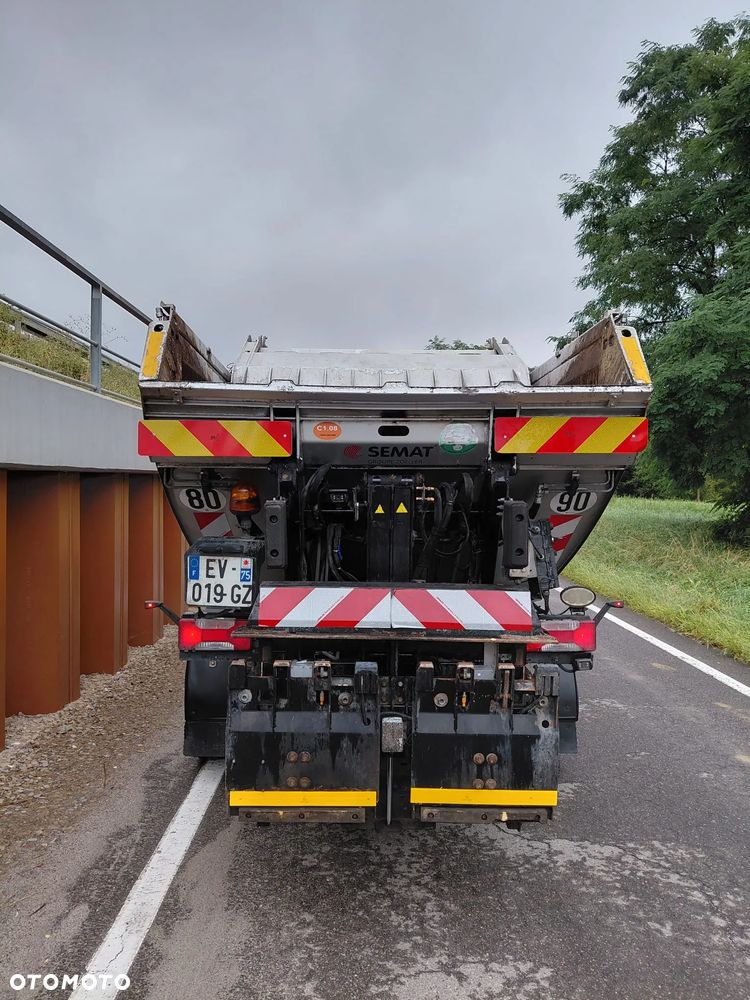 Iveco Iveco DAILY - 7