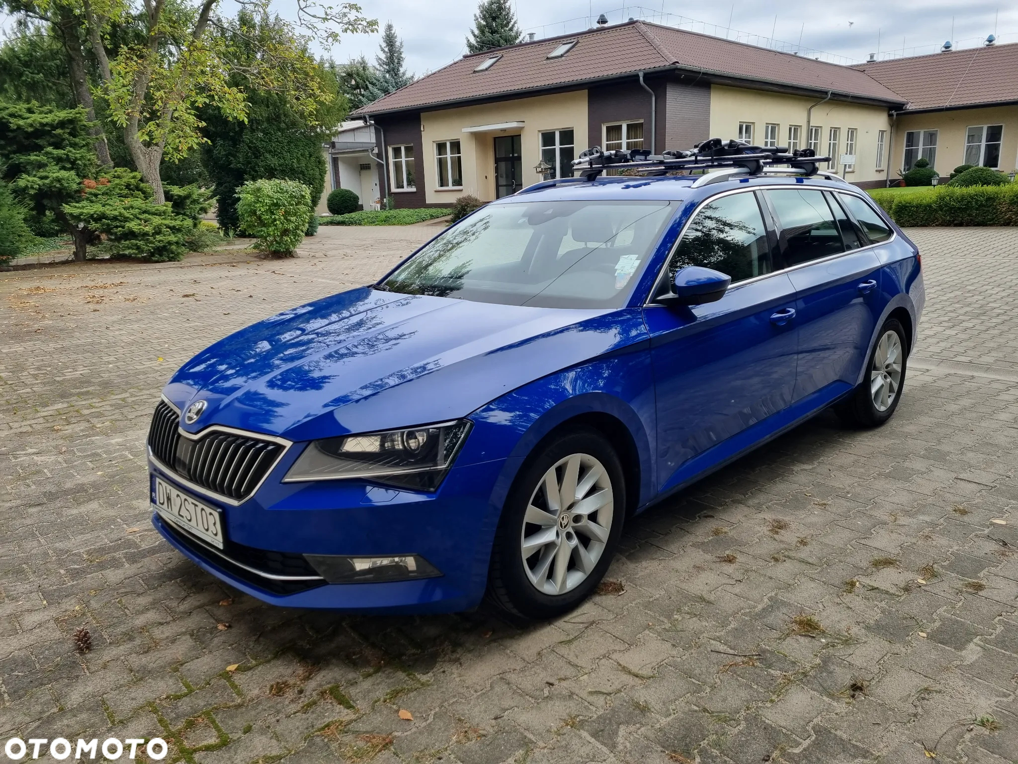 Skoda Superb 2.0 TDI Style DSG - 2
