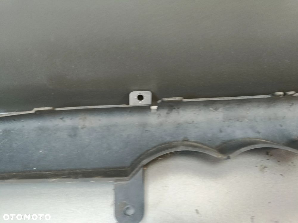 Wzmocnienie Atrapy Grilla Audi Q5 8R Wspornik Podpora 8R0853692 - 3