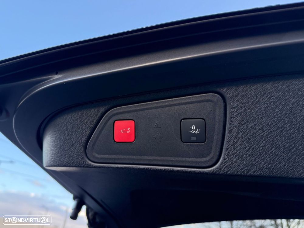 Peugeot 3008 1.2 Hybrid GT e-DCS6 - 23