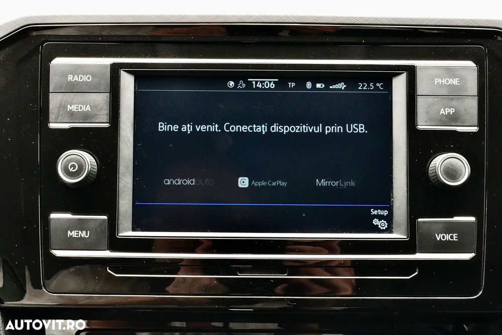 Volkswagen Passat 2.0 TDI DSG Comfortline - 23