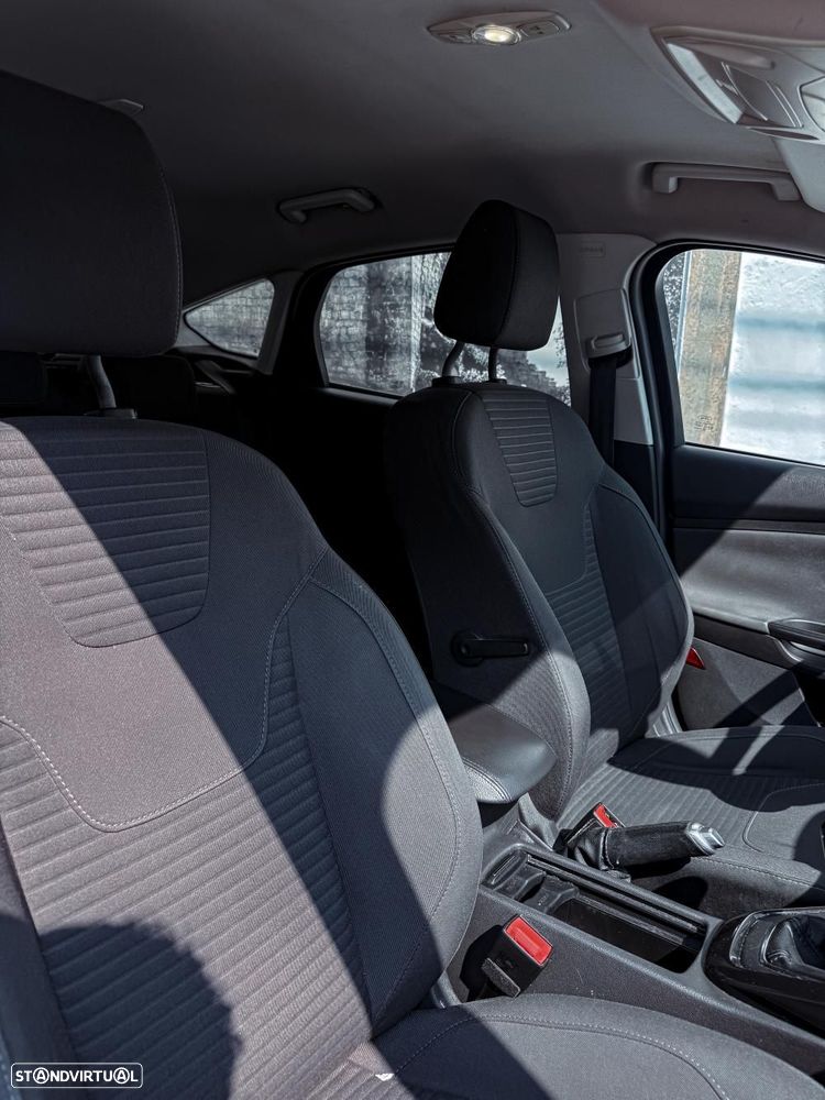 Ford Focus 1.5 TDCi ECOBlue ST-Line - 4