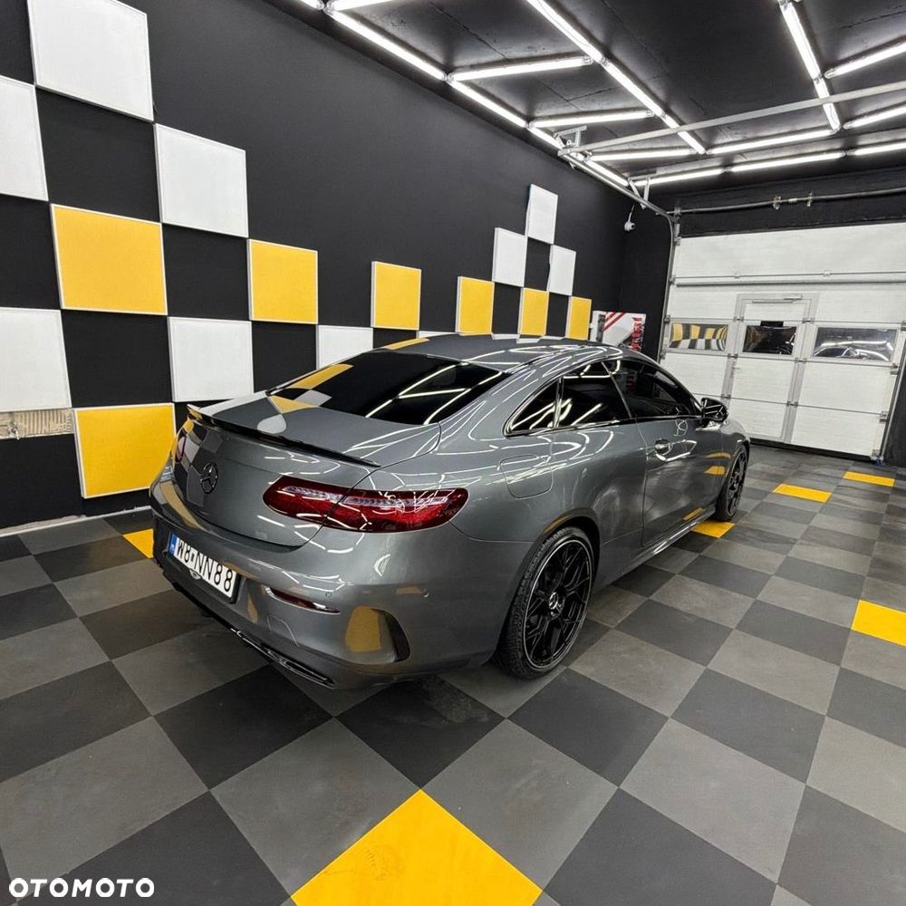 Mercedes-Benz Klasa E - 11