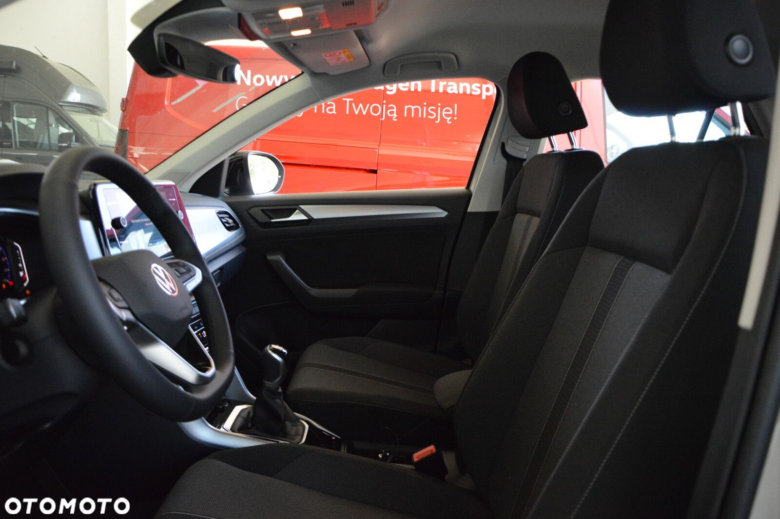 Volkswagen T-Roc - 9