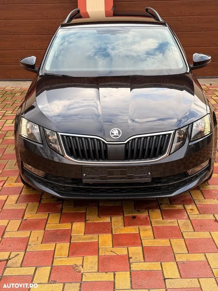 Skoda Octavia - 2