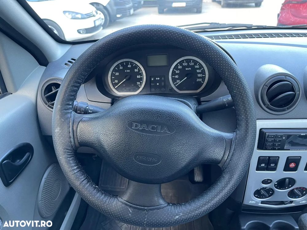 Dacia Logan 1.4 MPI Laureate - 7