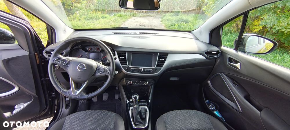 Opel Crossland X - 9