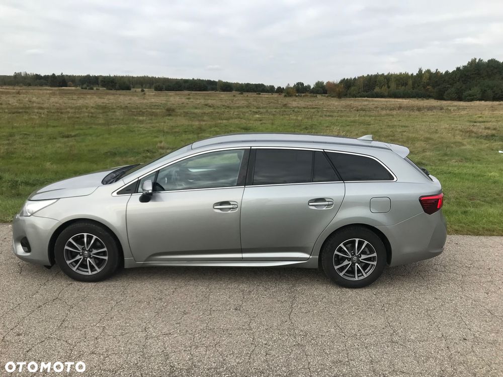 Toyota Avensis - 3