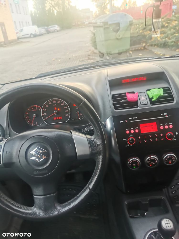 Suzuki SX4 - 6