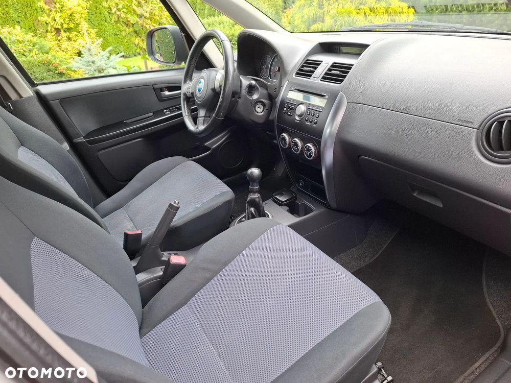 Fiat Sedici 1.6 16V 4x4 Emotion - 14