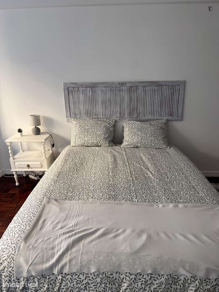 Quarto - localizado em Sacavém Lisbon - Grande imagem: 3/19