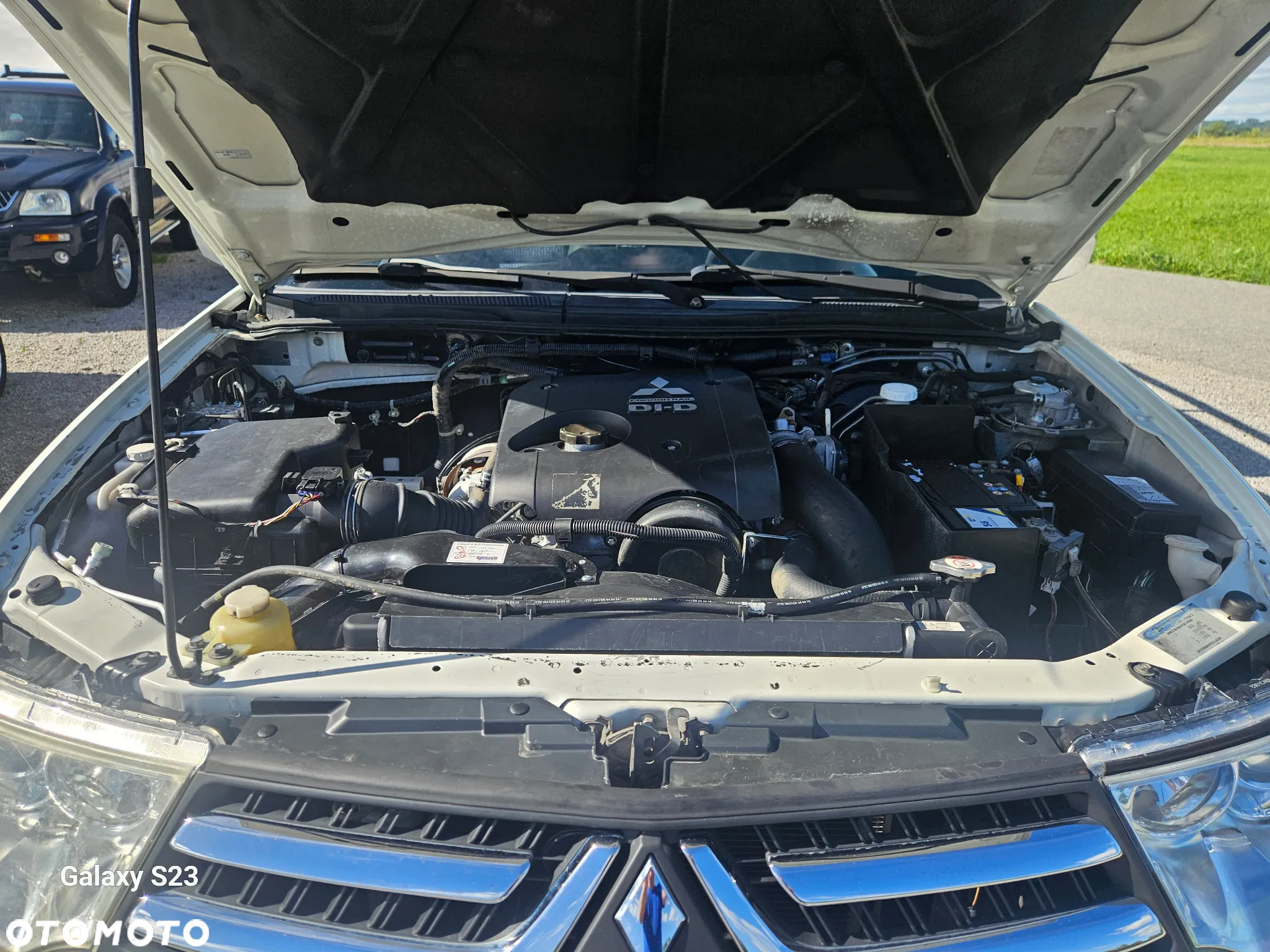 Mitsubishi L200 Pick Up 4x4 DPF Plus Club Cab - 11