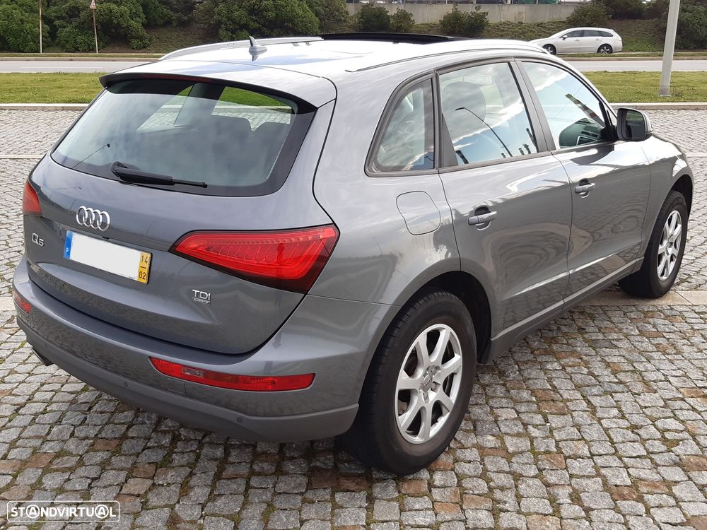 Audi Q5 2.0 TDi quattro Business Line S-tronic - 4