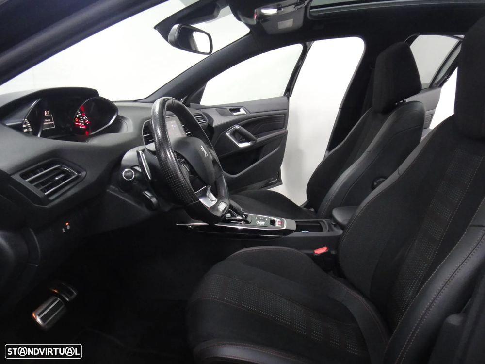 Peugeot 308 1.2 PureTech GT Line EAT8 - 13