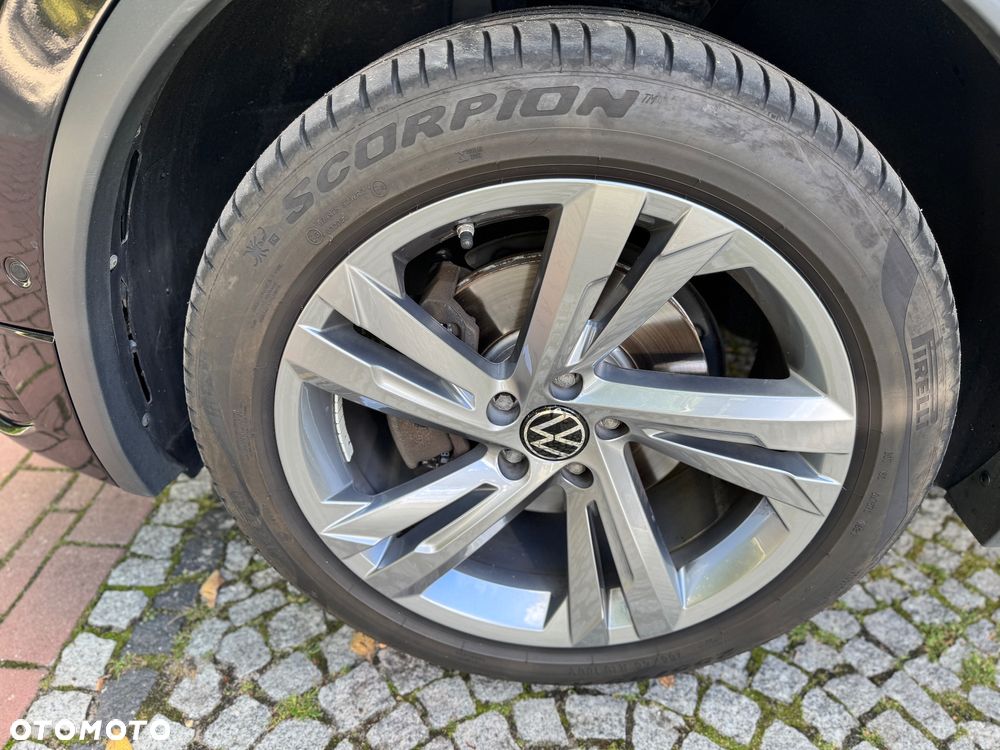 Volkswagen Tiguan Allspace 2.0 TDI SCR 4Motion DSG R-Line - 11