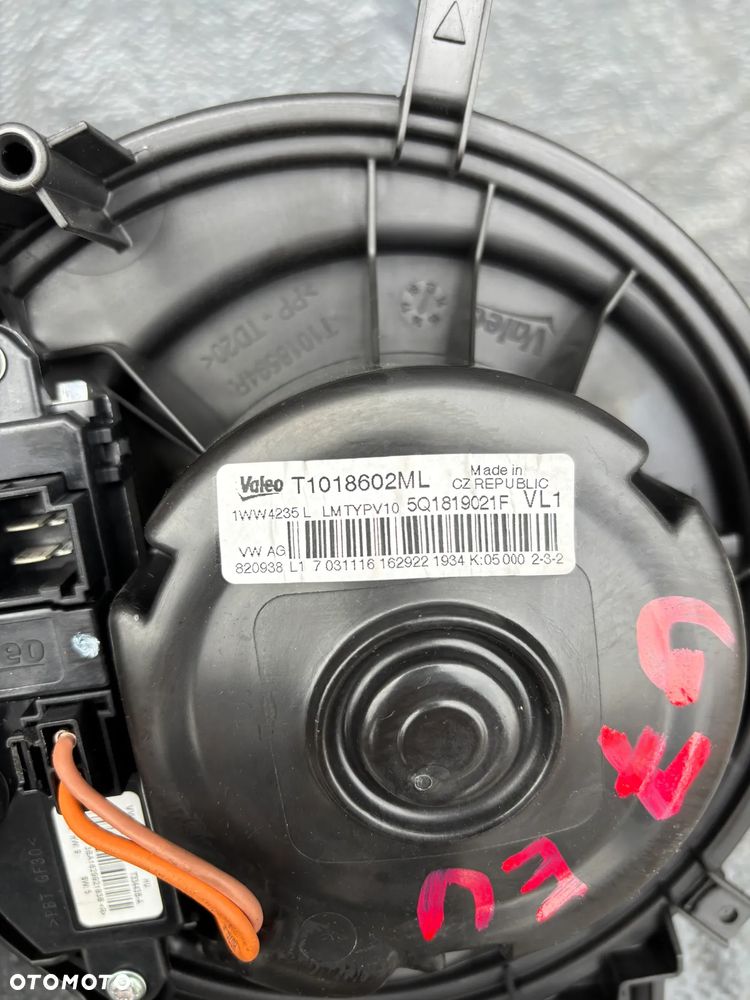 VW Golf VII wentylator kabinowy dmuchawa 5Q0907521C - 4
