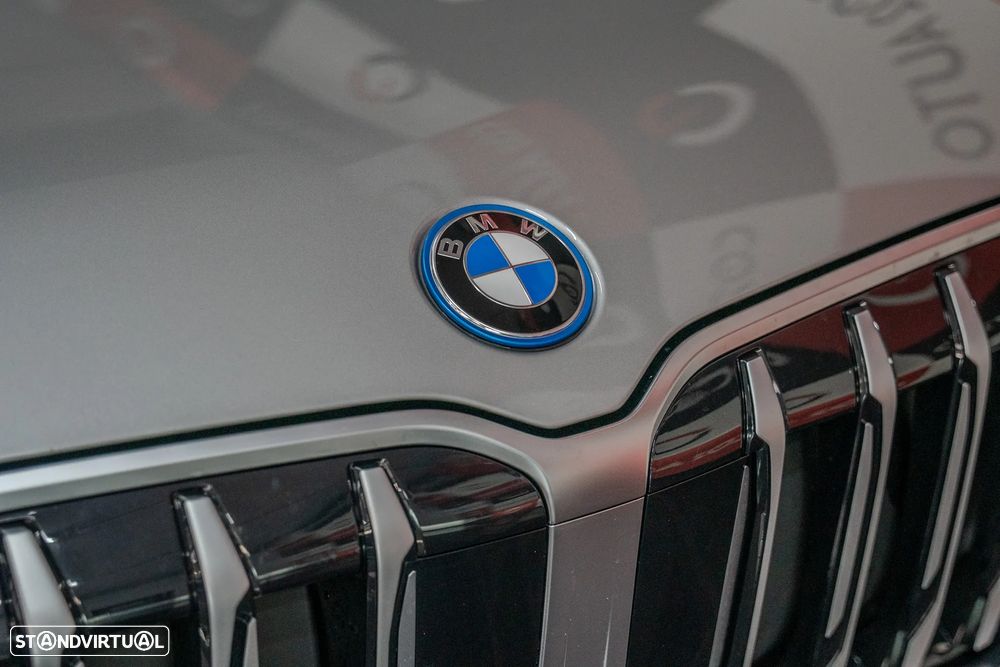 BMW X1 xDrive25e Pack Desportivo M - 3