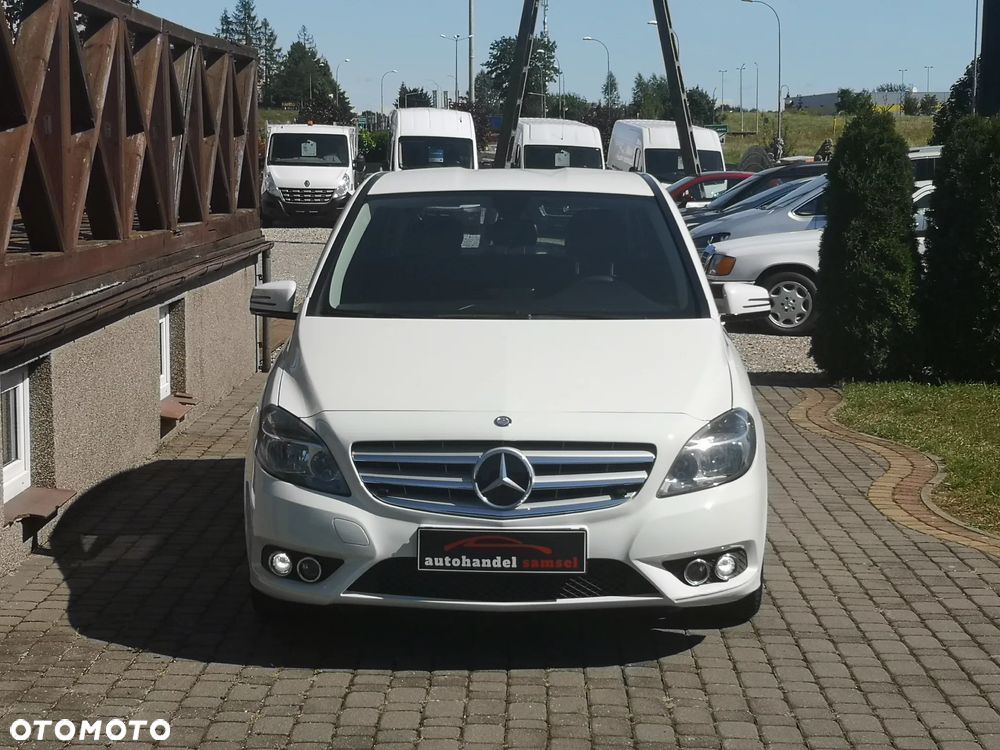 Mercedes-Benz Klasa B 180 Edition - 6