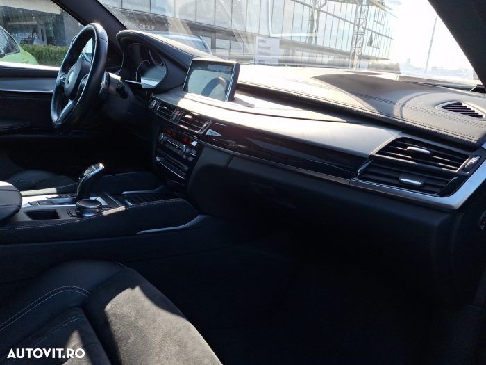 BMW X6 xDrive30d - 13