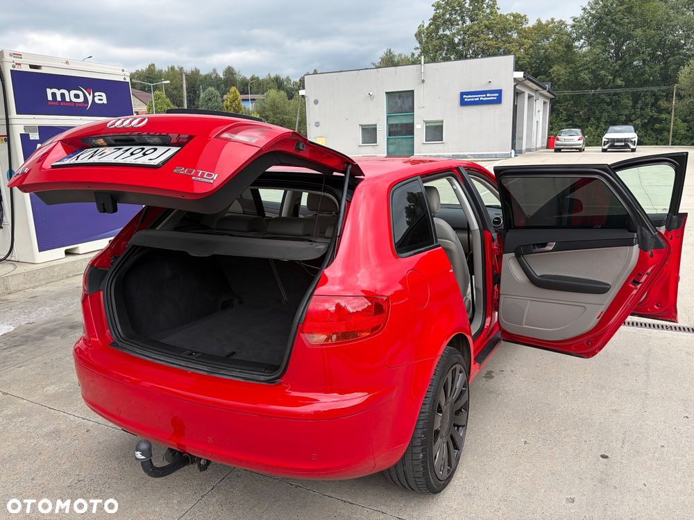Audi A3 Sportback 2.0 TDI DPF Quattro Attraction - 8