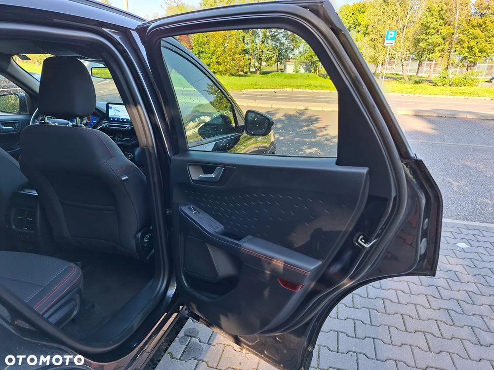 Ford Kuga - 18