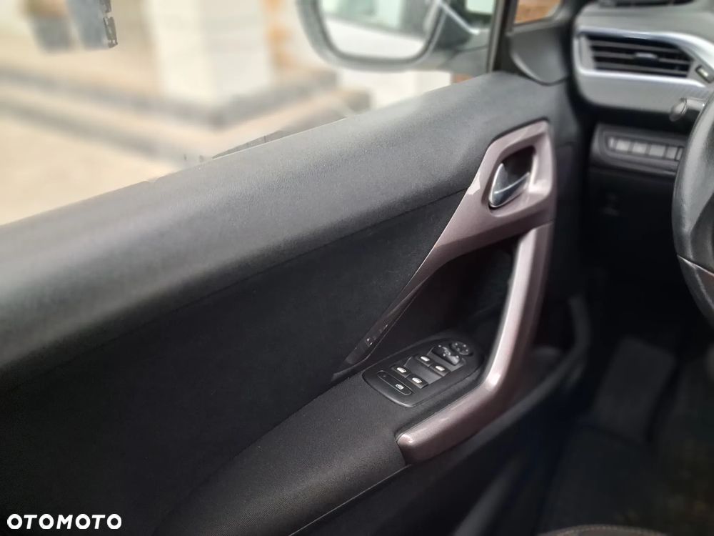 Peugeot 2008 120 VTI Active - 14