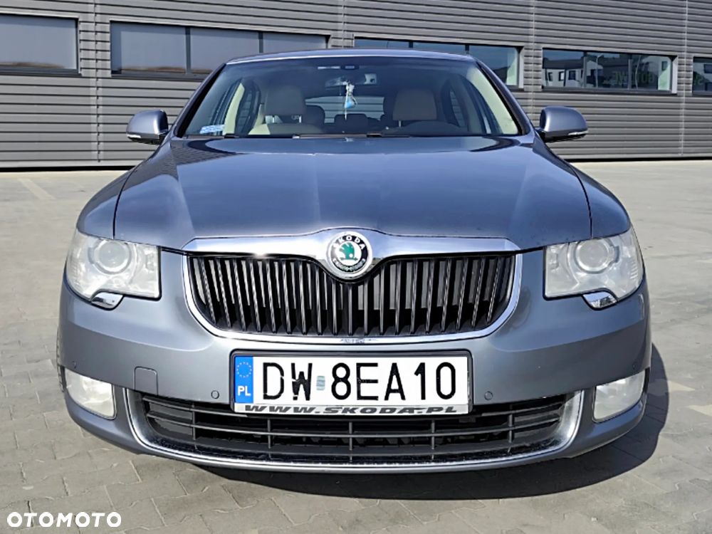 Skoda Superb 1.8 TSI Elegance DSG - 2