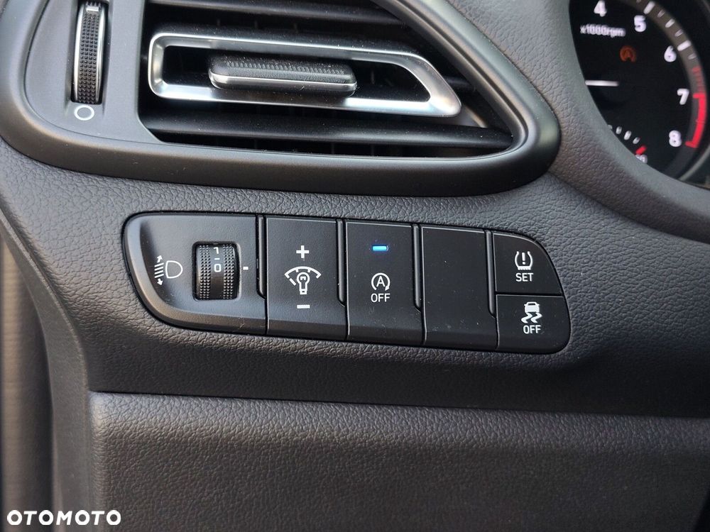 Hyundai i30 1.0 T-GDI Smart - 17