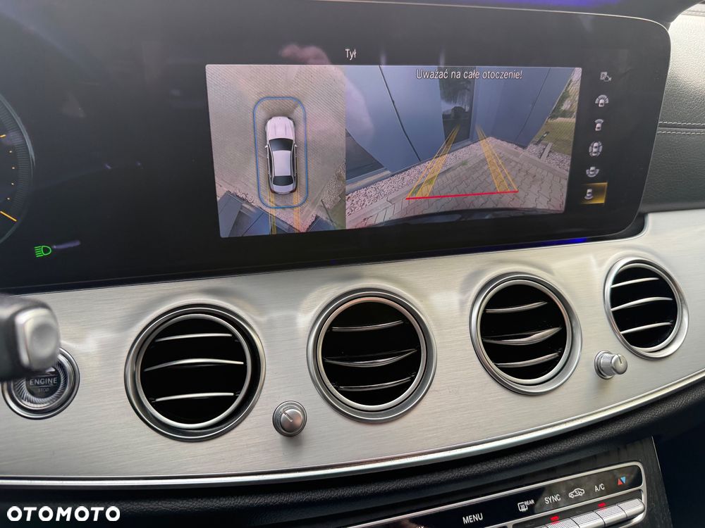 Mercedes-Benz Klasa E 220 d 4-Matic AMG - 20