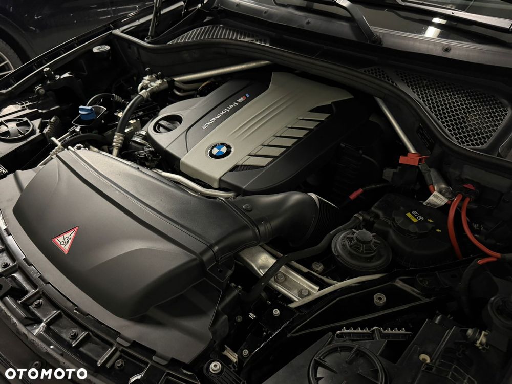 BMW X6M - 19
