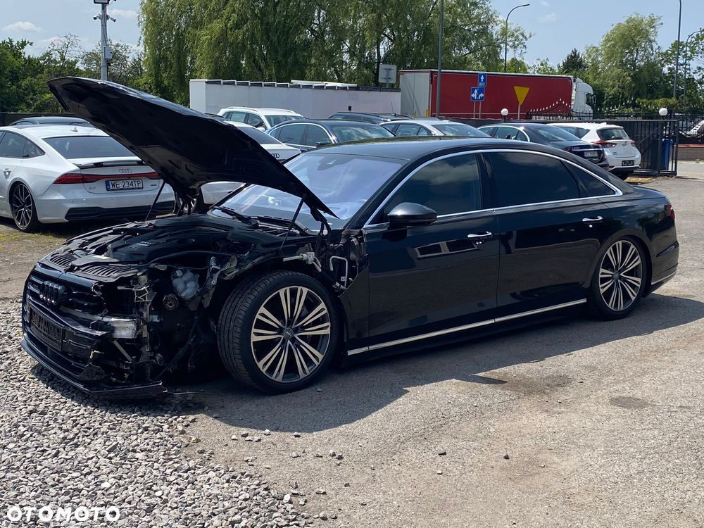 Audi A8 L 55 TFSI quattro tiptronic - 11