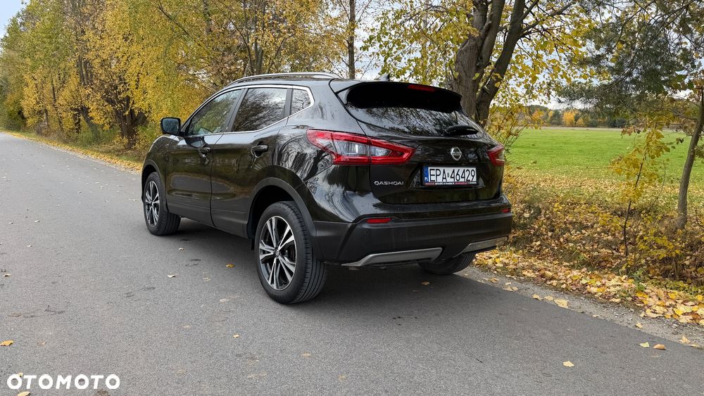 Nissan Qashqai 1.3 DIG-T N-Connecta DCT - 2
