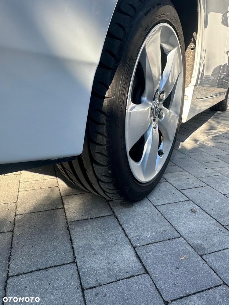 Toyota Prius Plug-in 1.8 HSD Prestige - 6