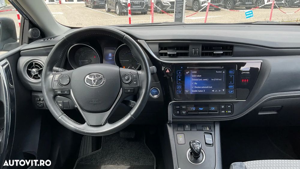 Toyota Auris 1.8 L VVT-i HSD Luna - 15