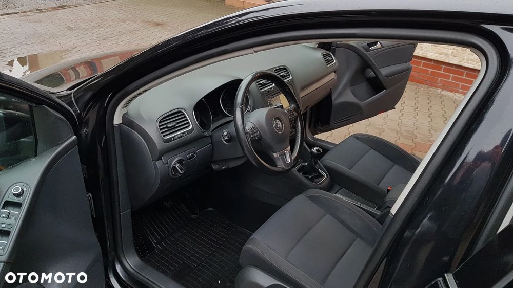 Volkswagen Golf 1.6 TDI Highline - 14