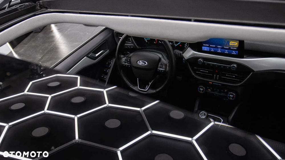 Ford Focus 1.0 EcoBoost Connected - 4