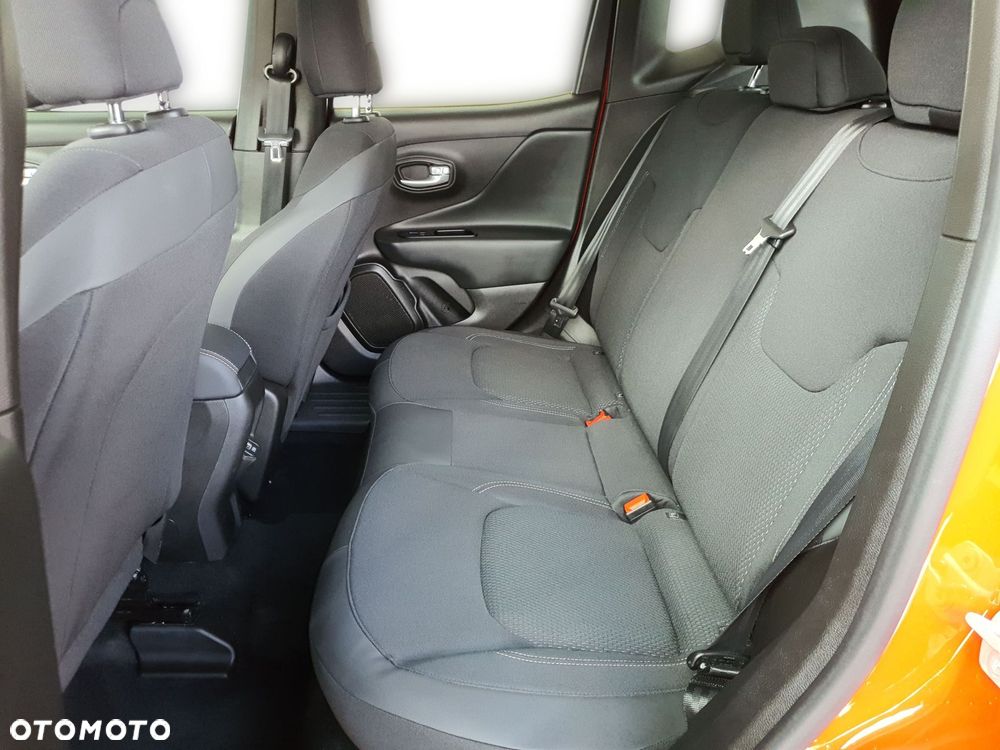 Jeep Renegade 1.5 T4 mHEV FWD S&S DCT - 25