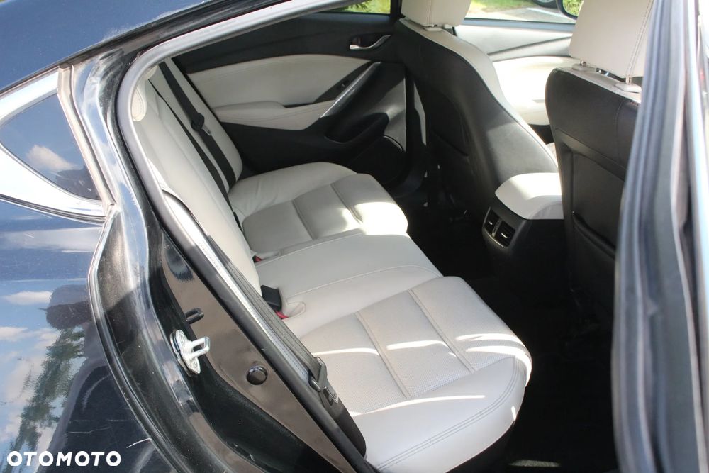Mazda 6 - 7