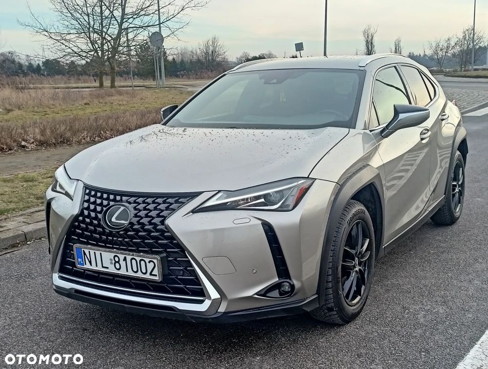 Lexus UX - 7