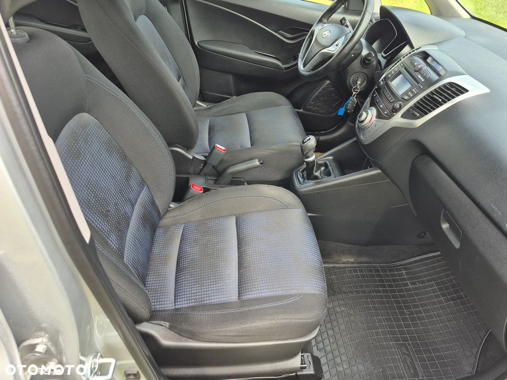 Hyundai ix20 1.4 Comfort - 20