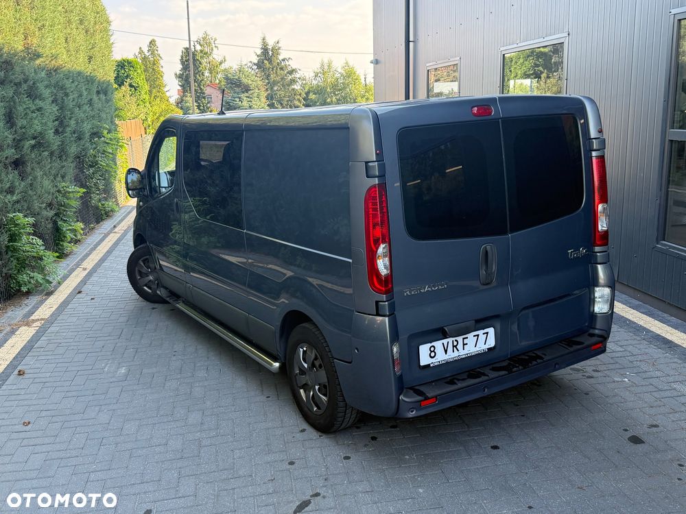 Renault Trafic - 12