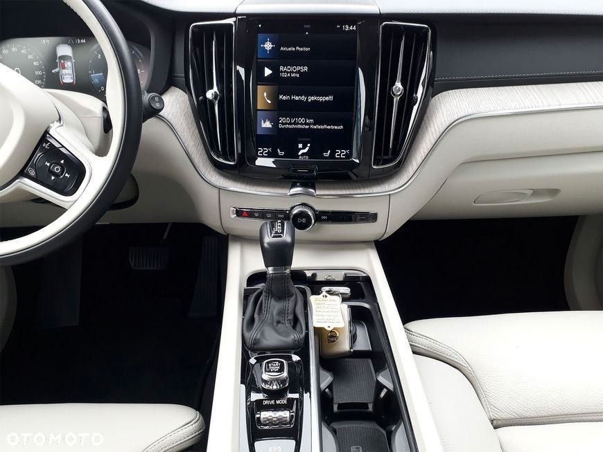 Volvo XC 60 - 8