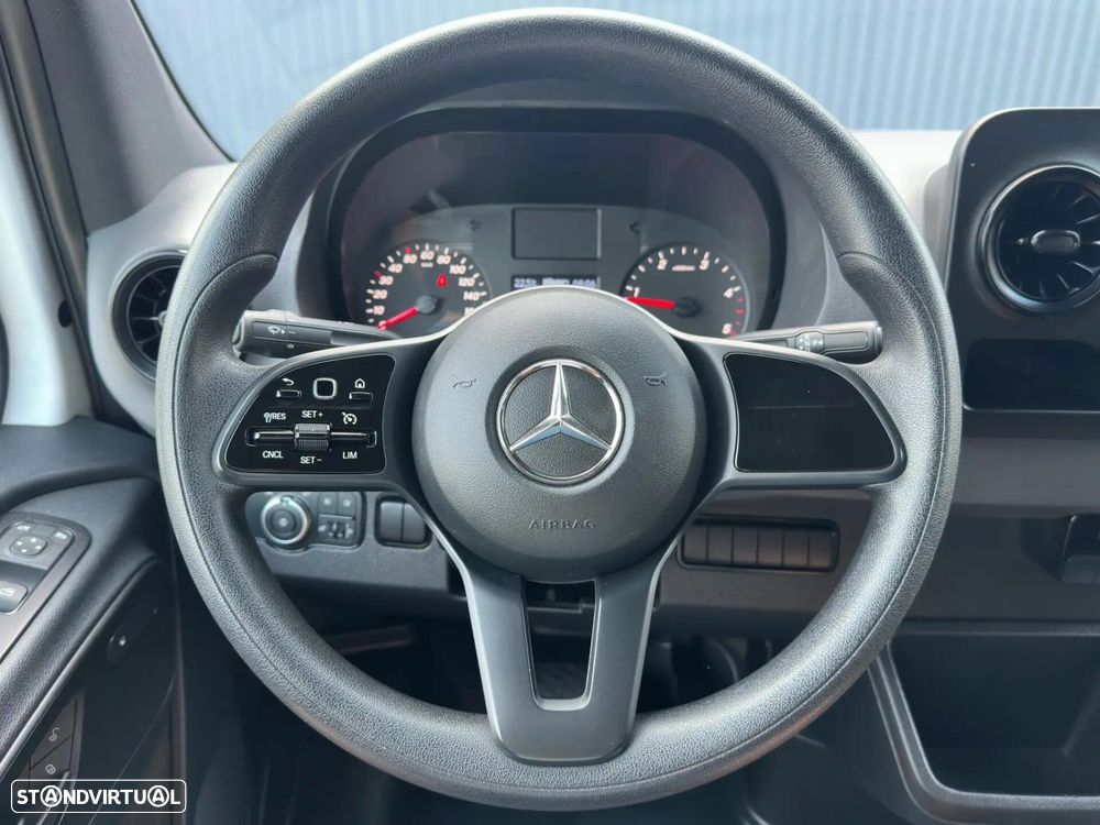 Mercedes-Benz Sprinter Compacta HA 9G-TRONIC - 14