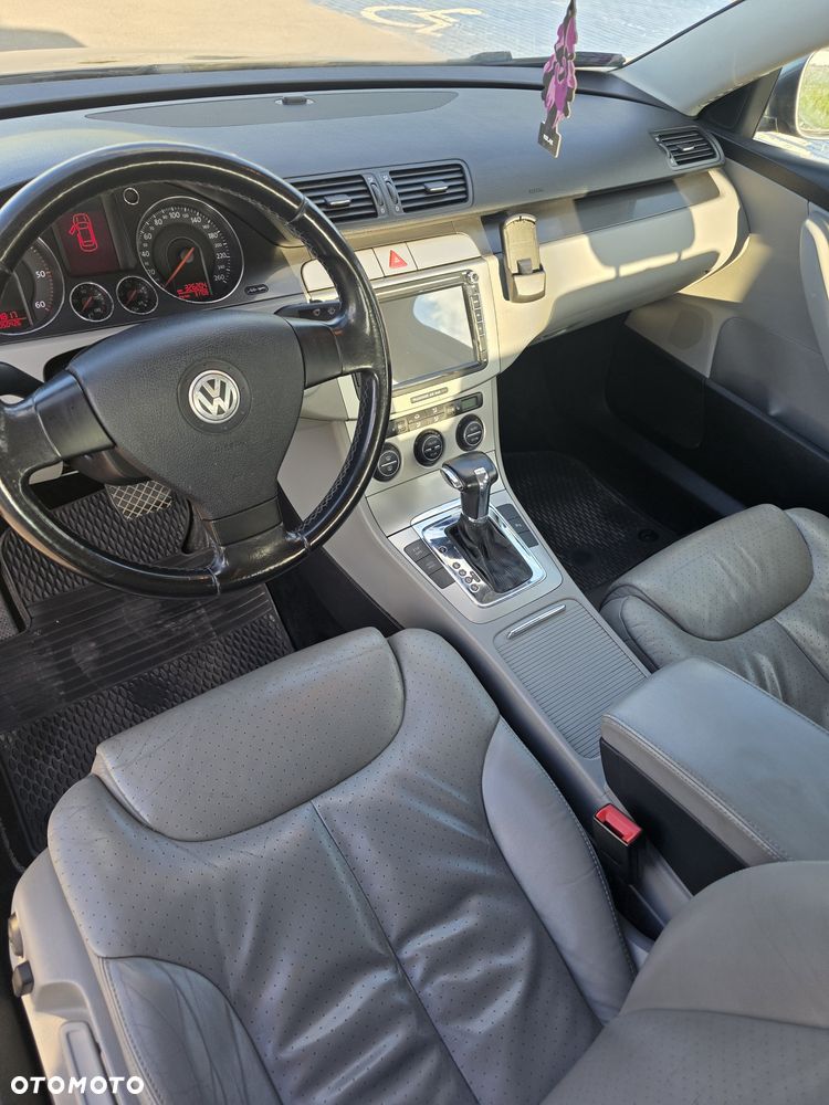 Volkswagen Passat - 5